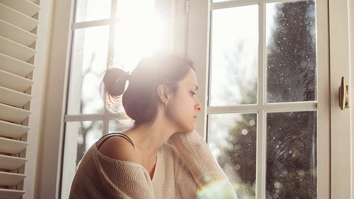 Postpartum (doğum sonrası) depresyon nedir?